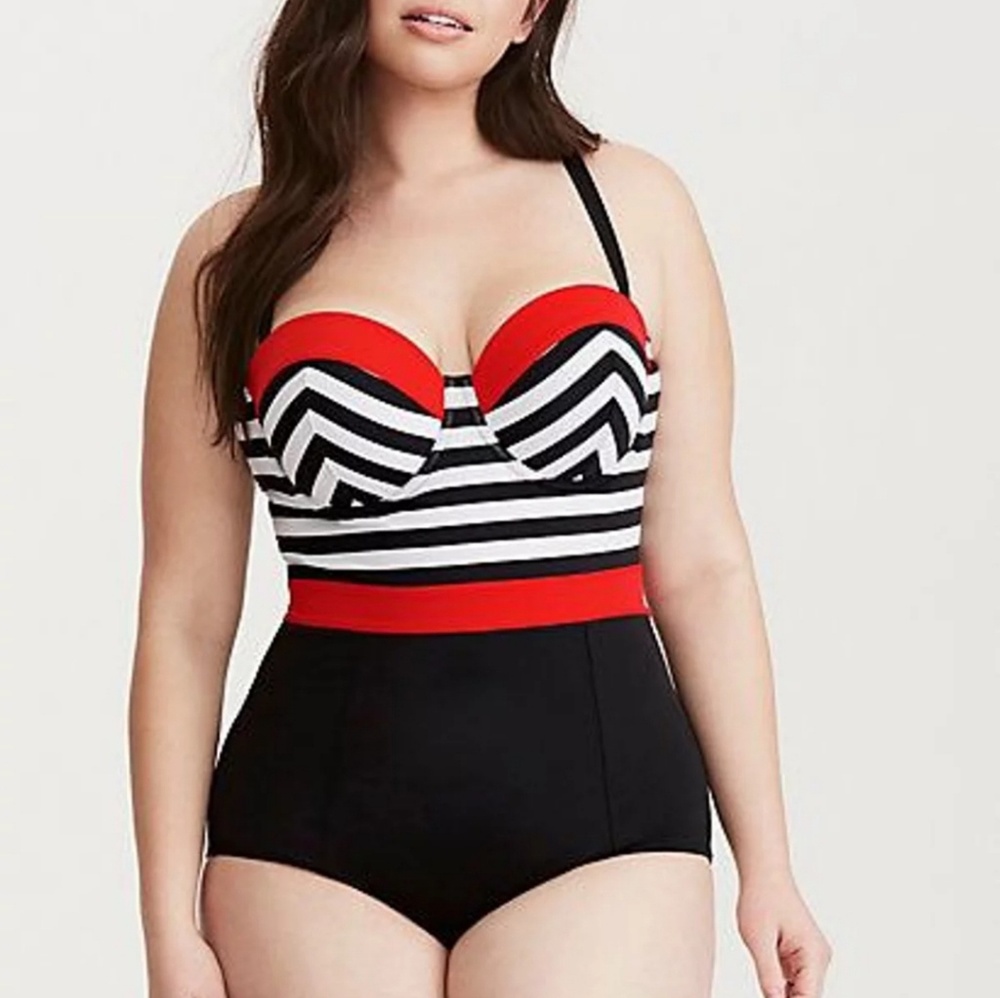 Torrid Color Block Suit 00